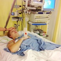 Капец, непременно нужно было попробовать полежать в коме 
У нас в Тюмени, двое возлюбленных, прыгнули с моста возлюбленных!!! с тарзанки и разбились насмерть!!!! 
Получили удовольствие:) Кому чего доказали? ... непонятно :)