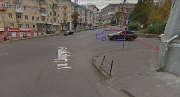 В аварий виноваты:
а) выехавший с правой стороны - выехал на красный, препятствовал едущему прямо перекрыв ему дорогу, завершал поворот через встречную полосу пересекая двойную сплошную линию.
б) рег - превышение скорости более чем на 20км/ч (разрешенная 40км/ч), нарушил 13.8.

Вину митсубиси не могу доказать, так как на перекрёстке он стоял уже в начале видео.