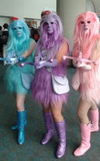 Трудно быть бабой)