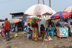 А вот Конго - Демократическая Республика )))