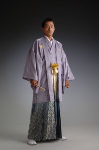 10. Человек, способный сотворить такое, - настоящий монстр ???
/
Афтар, расскажи об этом Японцам ! 
Элемент Японской Национальной одежды - Cotton Iaido Tabi + Японские  шлёпанцы  гэта