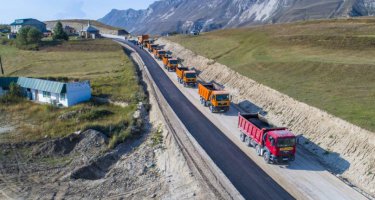 31 октября. В Хунзахском районе состоялось торжественное открытие автомобильной дороги Грозный-Ботлих-Хунзах-Араканская площадка с подъездом к туристической зоне  Матлас .