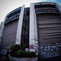 Вот само здание снаружи