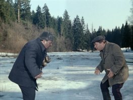 "Доцент с Трошкиным в одном кадре не встречаются".
А вот врать нехорошо.