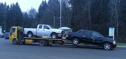 Примерно вот так могли тащить, и не заметить когда колесо лопнуло....