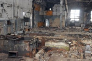остались лишь руины, в этой украине..