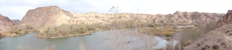 Чарын - начало каньона.