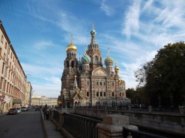 Странно, что в этот список не попал Храм Спаса на крови в Петербурге.