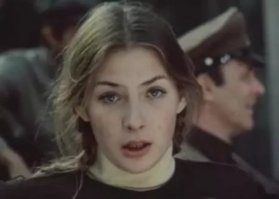 Йоу! То есть Вы хотите сказать что "младший  лейтенант Синичкина" своим настоящим голосом предлагала отсосать за 30 баков?