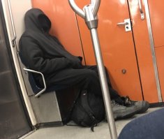 Назгул в метро?