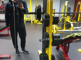 reebok с подкачкой воздуха, от остальной обуви ноги просто отваливаются