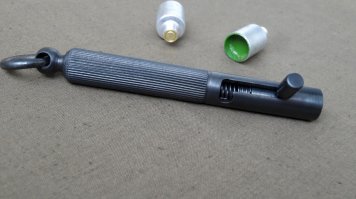 И? Обыкновенная ракетница.