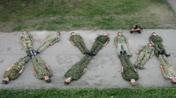 Армейские будни (25 фото)