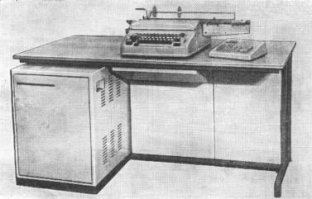 На Урале? Ну тогда понятно, что и читаете с трудом. Я писал не про компьютеры а про калькуляторы, которые сначалы были механические (арифмометр Феликс(1)), электромеханические вычислительные машины(2), ЭВМ (электронно вычислительная машина (дедушка. бабушка современных калькуляторов) ина конец прообраз ЭВМ фактурно-бухгалтерская машина Искра 23, которая имела все блоки ЭВМ (устройства ввода вывода, монитор, клавиатуру и язык программирования), Но видимо Урал перешагнул этапы большого пути и от счетных палочек сразу перешел в компьютерам.