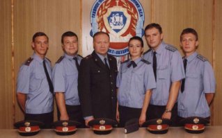 А современных ментов сколько нормальных наберётся?