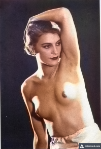 Ванна, Гитлер и сиськи