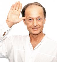 С собой в могилу можно забрать только память о себе. Светлая память!