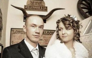 Да у нее взгляд Сашки Серой, рога тут совсем ни причем.