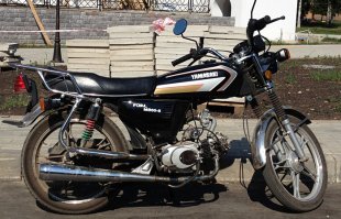 Я тоже видел один такой кастом проект на базе Yamaha и Kawasaki...