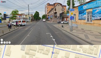 не местный но посмотрел по картам, ул. ленина односторонняя до и после данного перекрестка