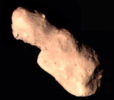 Это не с китайца, это с LRO. "Чанъэ-2" снимал Море Дождей для выбора места посадки "Чанъэ-3", у него топливо очень экономили в результате чего улетели ещё и на Таутатис: