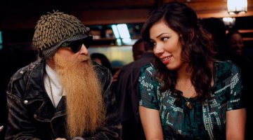 Старичок брутален, однако :)
Напомнило.