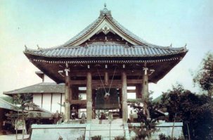 В Фотошопе ctrl+shift+L (автоматич. тоновая коррекция) и снимки намного смотрибельнее