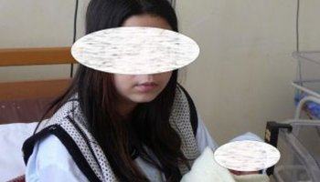Тоже мне событие. Вот в Болгарии, на днях, второй раз родила в 14 лет, мальчика - Валентин. Первому ребенку год и 10 месяцев, а назвали его Сарасвати   герой от индийского сериала. Сами делайте выводы! Источник: