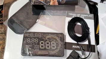 Вот пришел HUD дисплей проектор на стекло - буду пробовать.