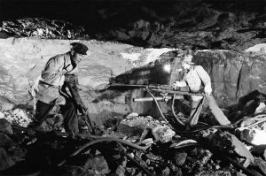 Полные ностальгии яркие советские фотографии Семёна Фридлянда