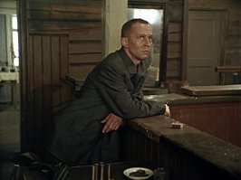 Когда первый раз смотрел фильм "Холодное лето 53-го", ещё в кинотеатре, не мог вспомнить где же я видел этого актёра, лицо вроде знакомое. Когда через пару дней опять пошёл на этот же фильм, уже по титрам понял, что это Данька, он же Костя Иночкин.