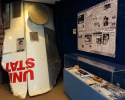 Он же в Австралии шарахнулся! Ну и в океан малость..
Skylab Debris: