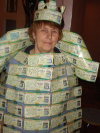 Спустя две недели Почта России наконец нашла человека, который выиграл 506 миллионов