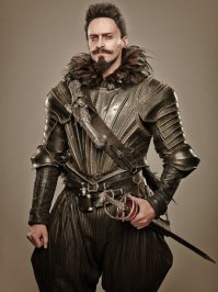 Ну он же сыграл Черную Бороду в фильме "Пэн", почему бы и нет