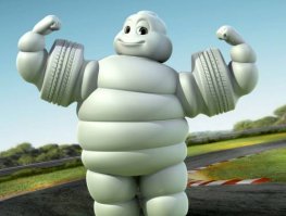 Тестостероновый ответ силиконовым барышням: Как мужчины увеличивают грудь и ещё кое-что