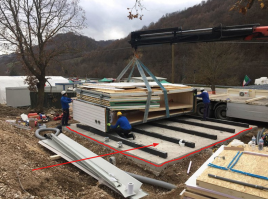 Без фундамента..., да без фундамента - он сложиться, так же как карточный домик