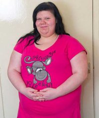 отлично!!! конечно жэе тут только мастерство фотографа! а теперь пусть  то же самое с ней попробует!