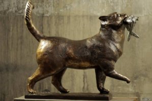 Скульптуры и памятники кошкам со всего мира