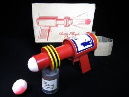 Мне бы в детстве такой пистоль, стреляющий огненными шарами!