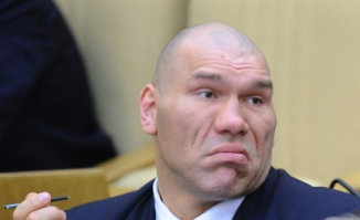 В чем проблема! Разогнать всех и все дела!