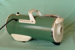 а пылесос был вот такой....