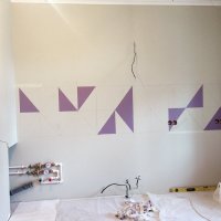 А что тут не так? Готовят нормальное место под установку кухни.