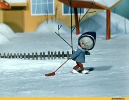 На привязи не совсем то конечно , но похоже на девочку из мультфильма "Варежка"