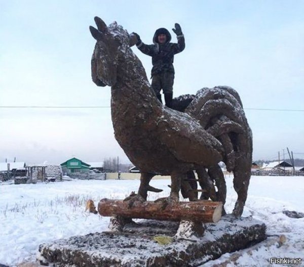 Вот, универсальный памятник, раскрывающий внутреннюю и внешнюю сущность каждого из кандидатов: