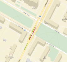 Мне вот другой вопрос интересует, не могу разобраться. Авось кто встречался с дтп такими: крч дорога по 2 полосы в каждую сторону + посередине 2 трамвайных пути. Знаков движения по полосам нет, трамвайные пути на одном уровне, разметки нет, можно по путям ехать. На перекрестке трамвай поворачивает направо (пересекая 2 полосы), прямо путей трамвайных нет, за перекрестком при движении прямо остаются только по 2 полосы для каждого направления. Куда ехать тем, кто прет по трамвайным прямо? Точнее даже не так:  еду во второй полосе прямо, т.е. за перекрестком тоже должен оказаться во 2й полосе, и встречаюсь с тем, кто с трамвайных путей прет прямо - он же по идее перестраивается в мою полосу, так? 
Особенно это печально если еще и дорога сужается и получается, что чтобы остаться во второй полосе ты слегка поворачиваешь, а с трамвайных вроде едешь просто прямо.