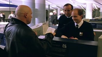 - Welcome to the United States.
 - Сэнк ю вери мач!... Вот уроды