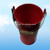 За красное ведро, тем более без крышки, более чем дох@я..