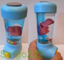 а еще настольная игра "рыбалка" Удочка с магнитиком, надо было бумажные рыбки выуживать)))