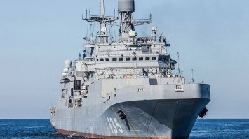30 ноября большой десантный корабль  Иван Грен  вышел в море на испытания
