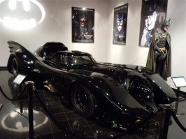 самый лучший бэтмобиль и самый лучший бэтмэн, мое личное мнение!